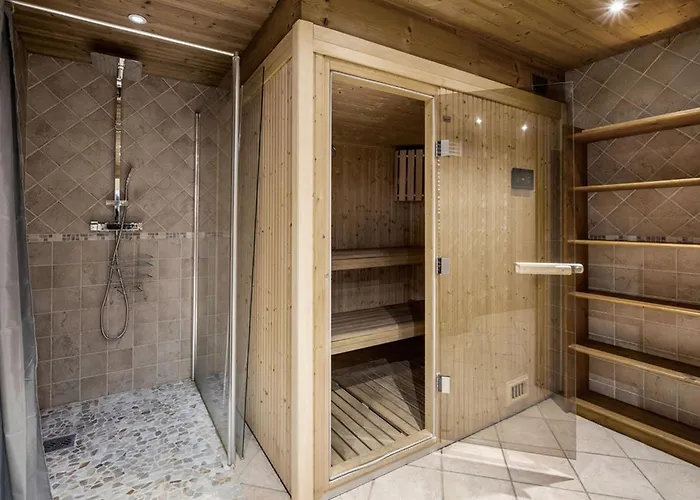 Independant A 1650 Avec Sauna, 4 Chambres, Parking - Fr-1-563-162