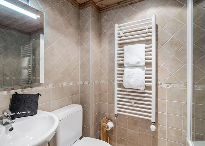 شاليه Independant A 1650 Avec Sauna, 4 Chambres, Parking - Fr-1-563-162 كورشوفيل